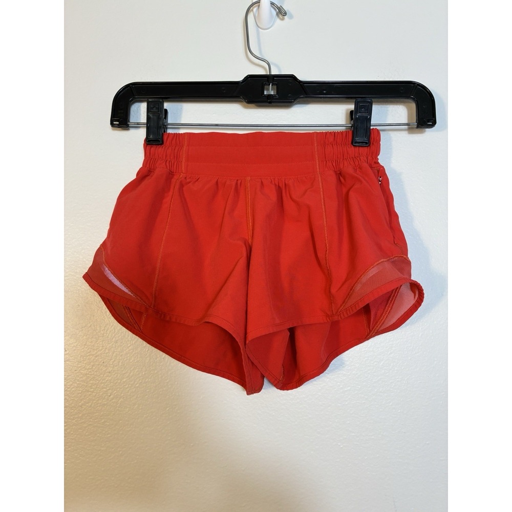 Lululemon Hotty Hot Shorts 2.5 Low Rise Size 0